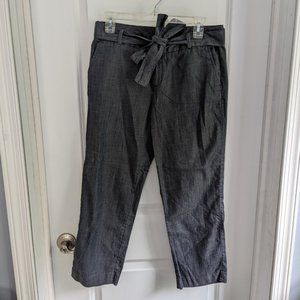 Banana Republic Linen Capri Pants